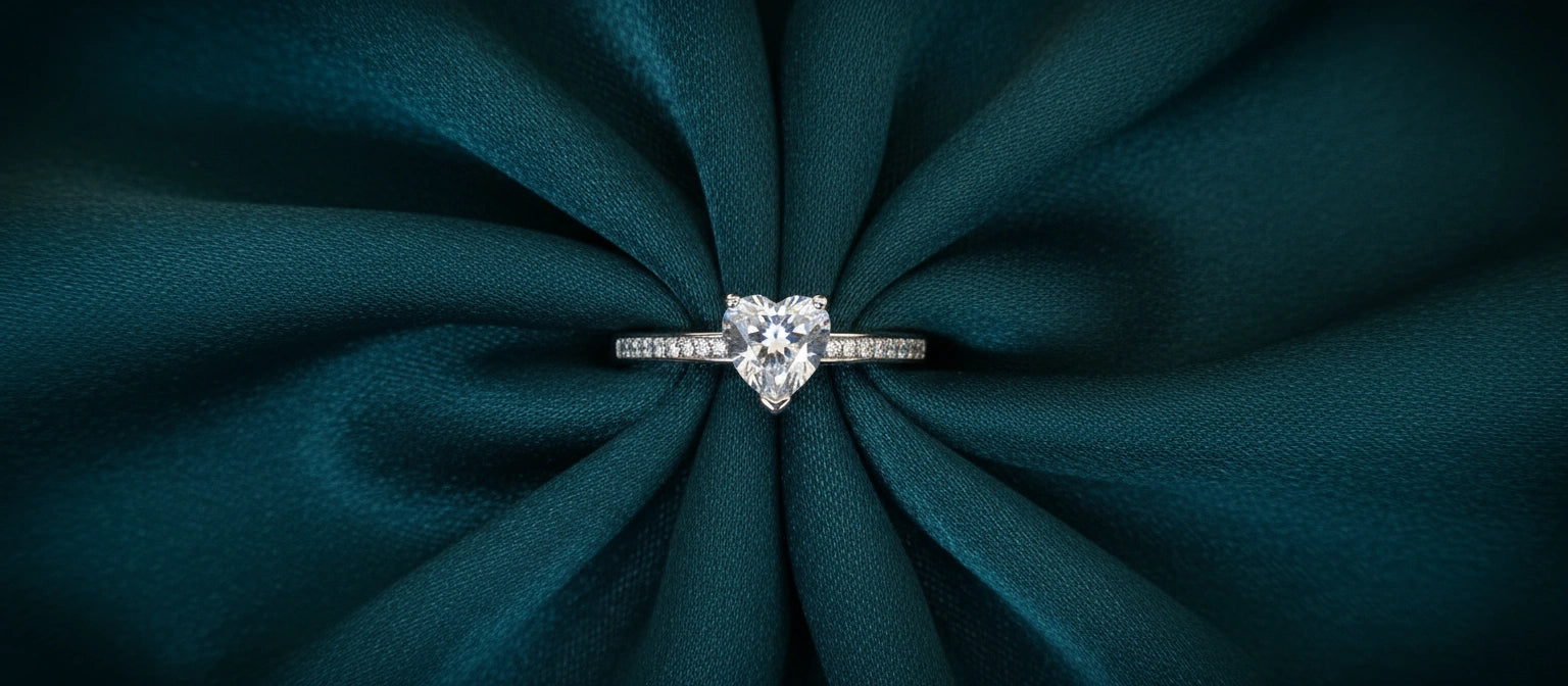 The Amore Heart Ring - 925 Sterling Silver Pavé Band