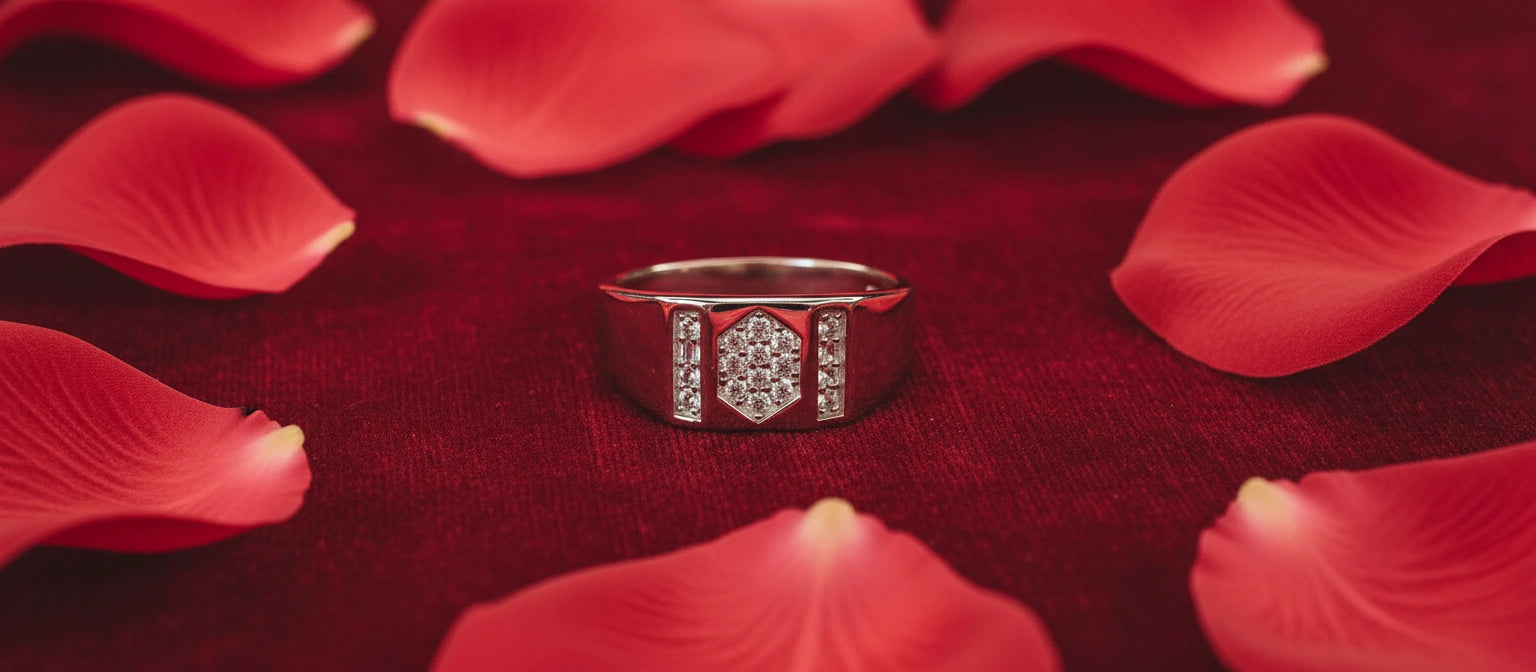 The Baron's Crest Ring - 925 Silver with Hexagonal Pavé