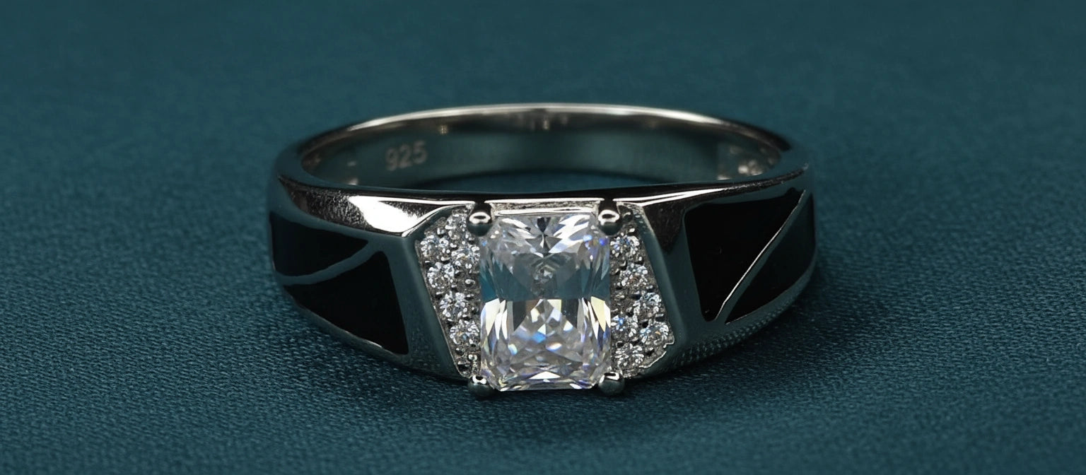 The Concord Solitaire Ring - 925 Silver with Geometric Enamel